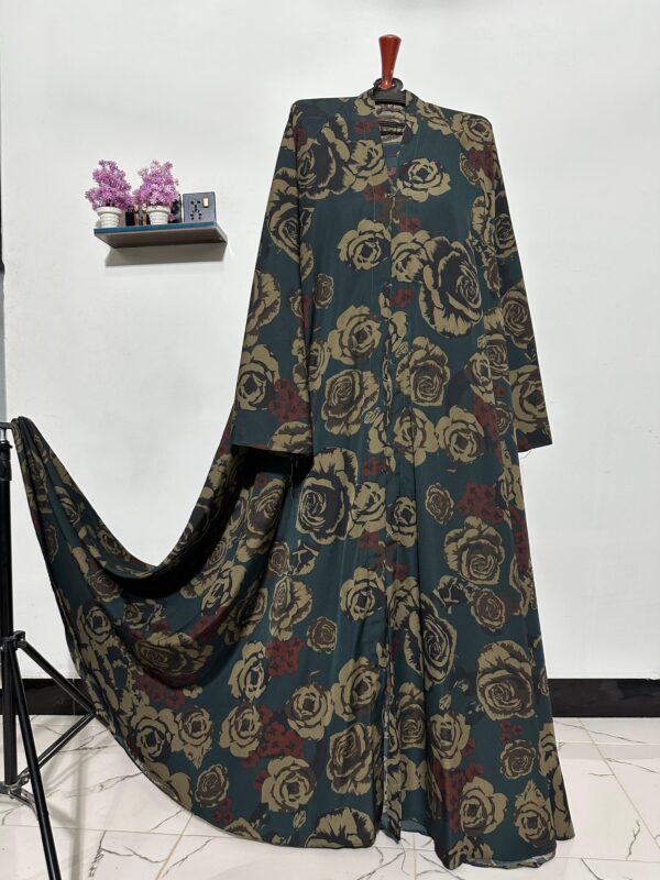Blossom Elegance Abaya - Image 4