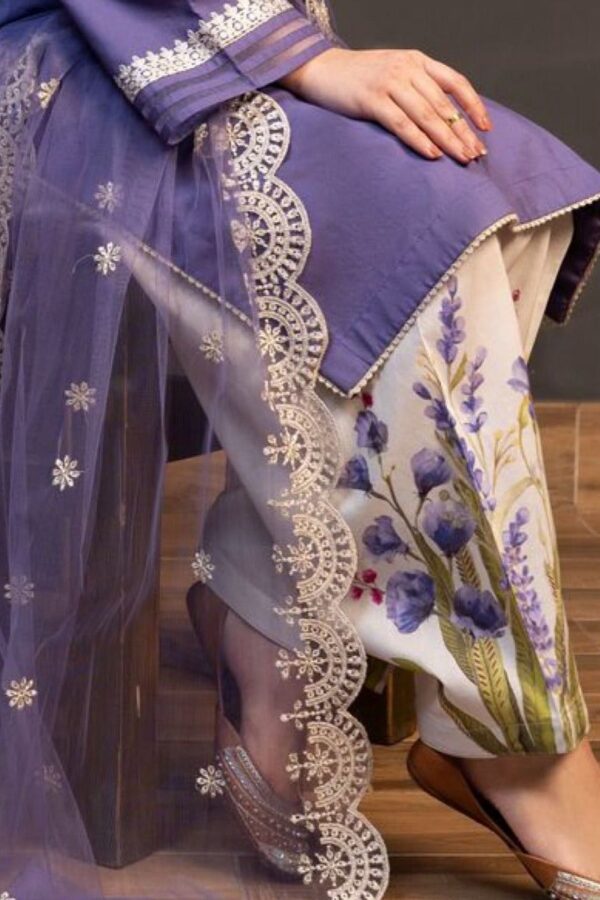 Zara Shahjahan Hit Code Embroidered Lawn 3Pc With Embroidered Organza Dupatta - Image 3