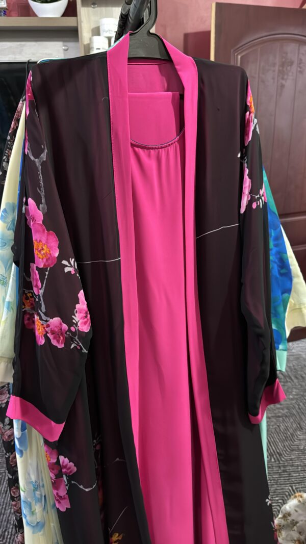 Printed Coat Seperate Inner Gown Abaya😍😍😍 - Image 4