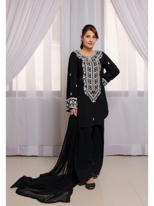 Pakka Galla Booti Embroidered Lawn Suit
