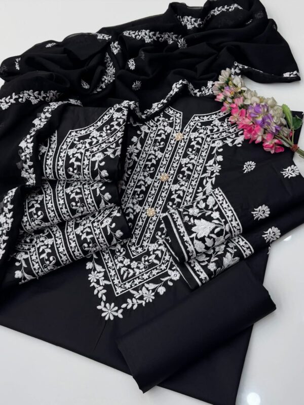 Pakka Galla Booti Embroidered Lawn Suit - Image 2