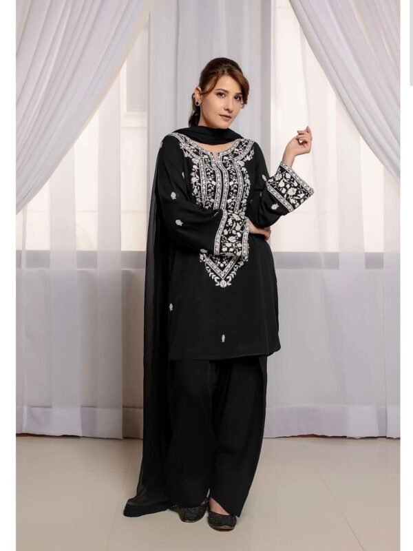 Pakka Galla Booti Embroidered Lawn Suit - Image 6