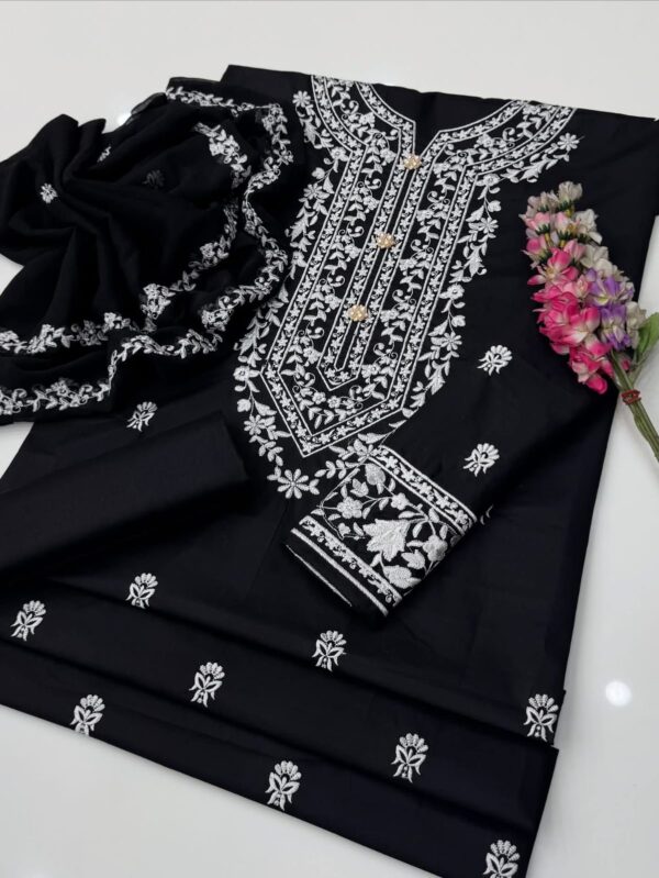 Pakka Galla Booti Embroidered Lawn Suit - Image 3