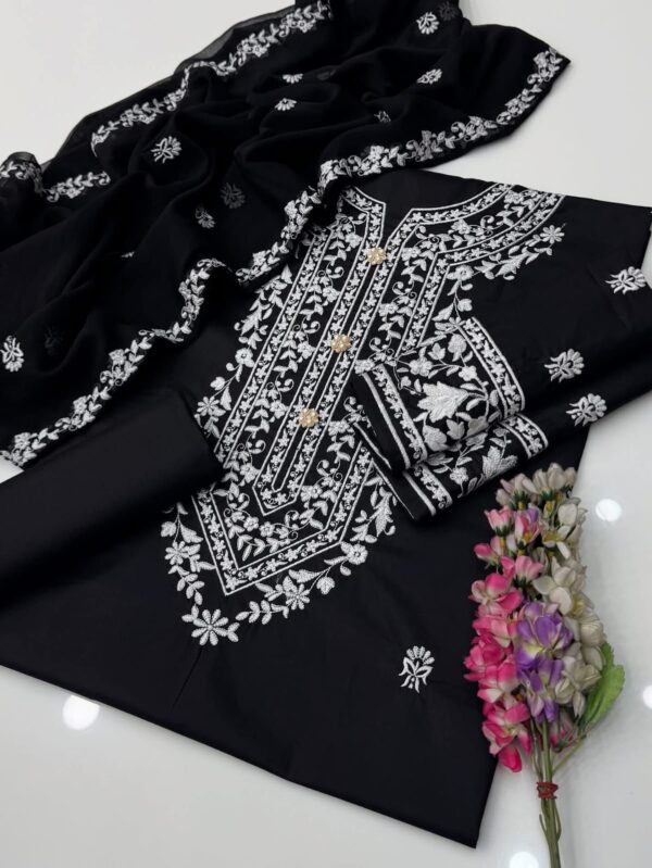 Pakka Galla Booti Embroidered Lawn Suit - Image 4