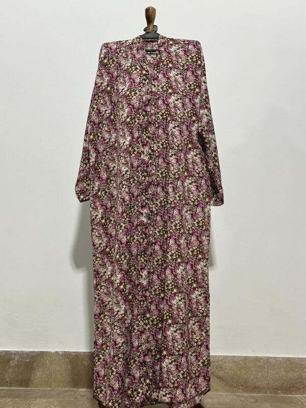 Midnight Petals Abaya - Image 3