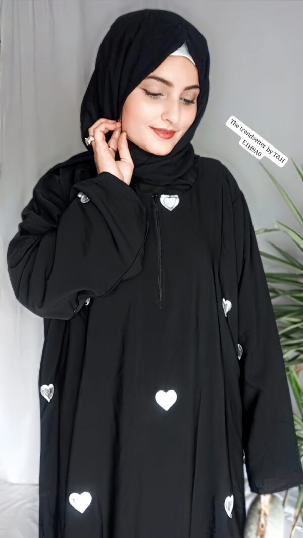 The trendsetter  Article embroidered maxi abaya - Image 4