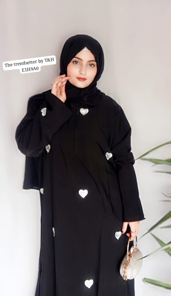 The trendsetter  Article embroidered maxi abaya - Image 3